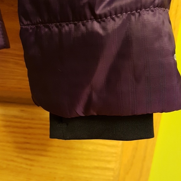 SOLD Columbia jacket XS omni shield - Picture 4 of 6